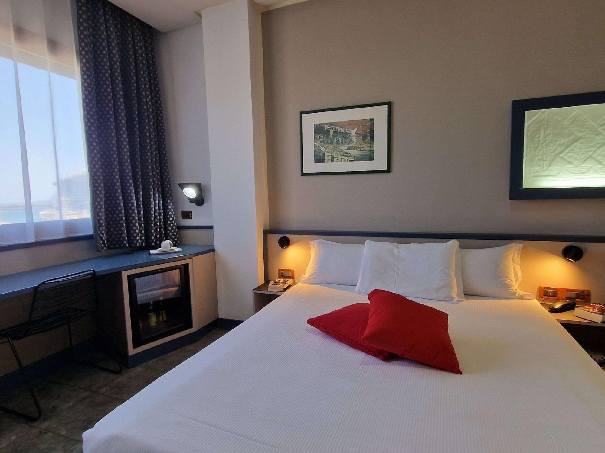 Ibis Styles Palermo President Hotel Exterior photo